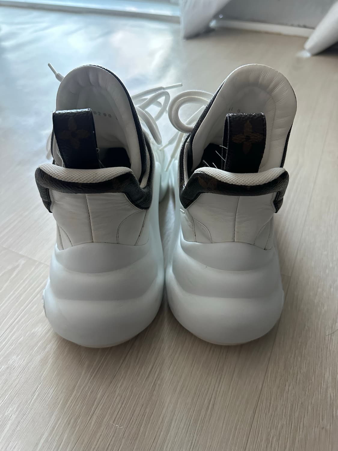 [사이즈 EU39] 루이비통 게임온 아치라이트 상품이미지4