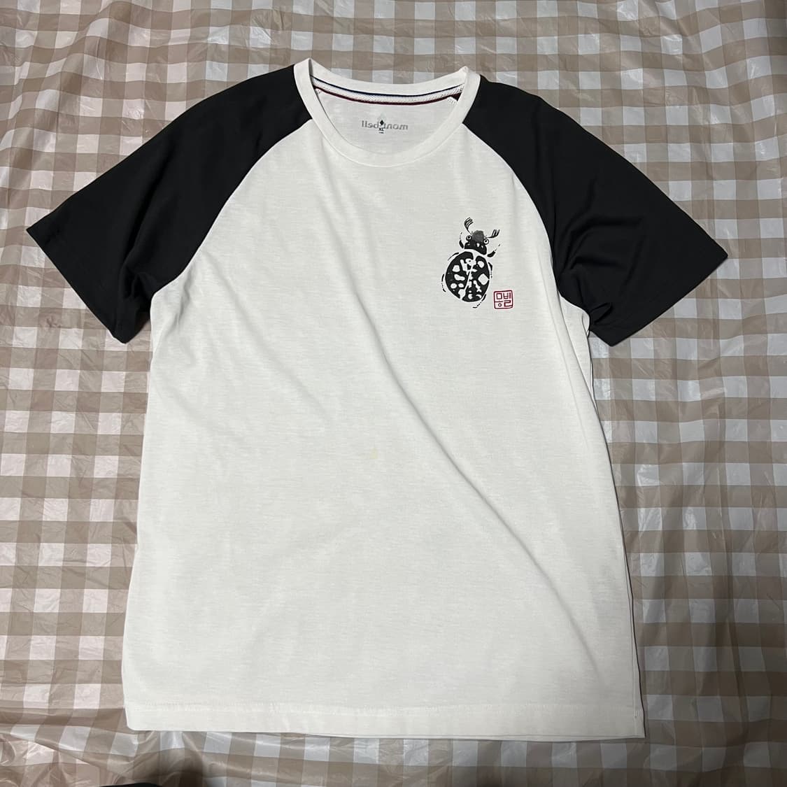 몽벨 풍뎅이 나그랑 반팔 XL 검흰 검정색 흰색 반팔티 셔츠 상품이미지1