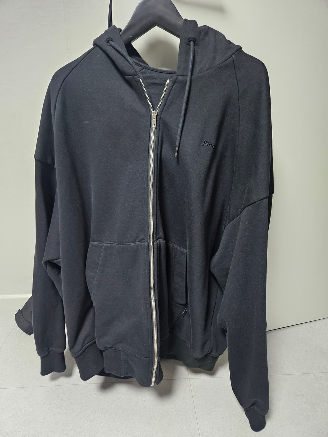 준지 란도니 레터링 후드집업 상품이미지1