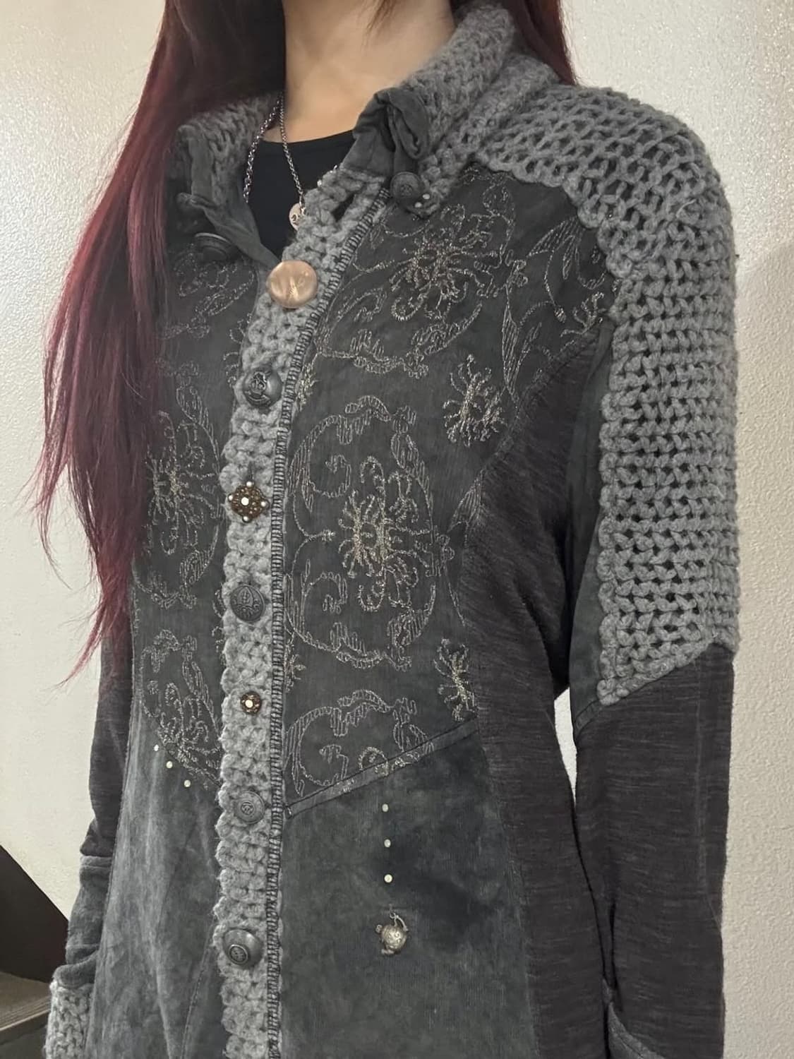 Grey Drop-Neck Mesh Detail Knit Cardigan 상품이미지4