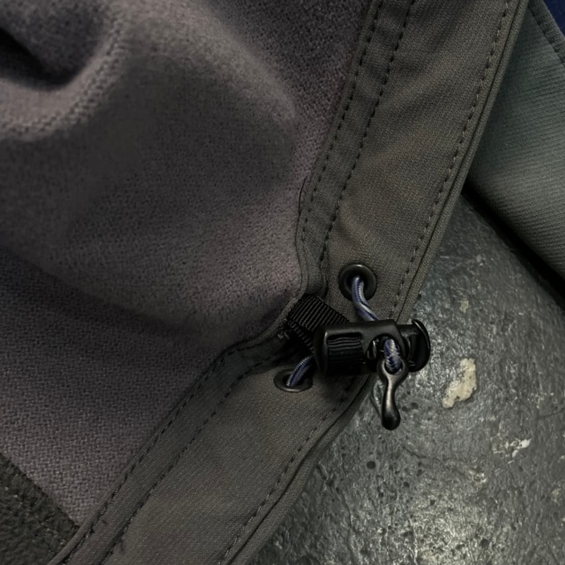 100 마운틴하드웨어 소프트쉘 자켓 상품이미지6