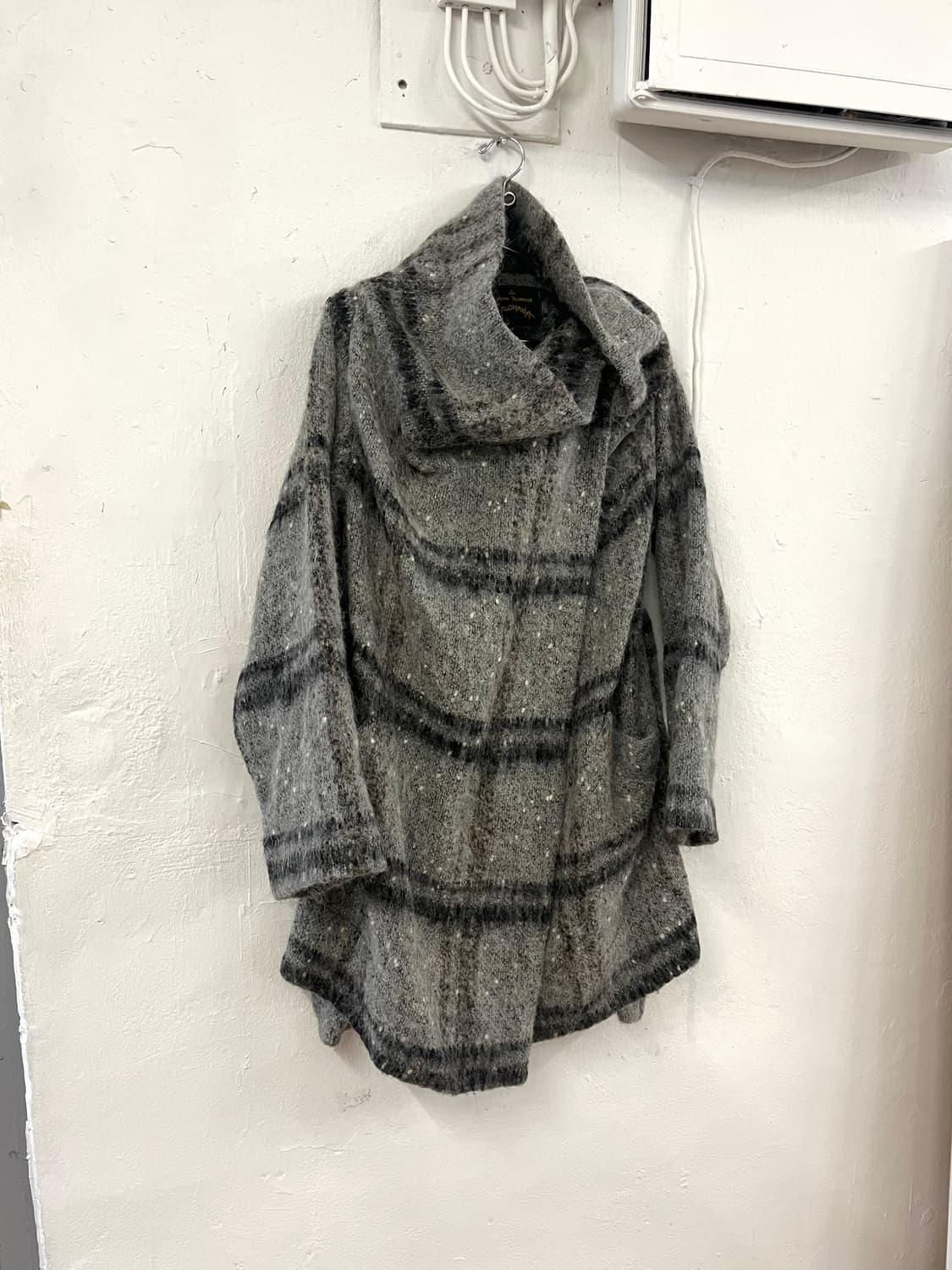 비비안웨스트우드 알파카 모헤어 하이넥 드레이프 자켓 상품이미지4