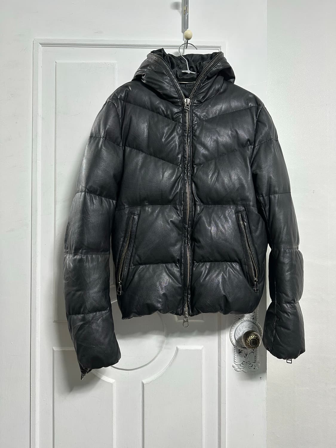 타스 스탠다드 TASS STANDARD 고트 스킨 패딩 상품이미지1