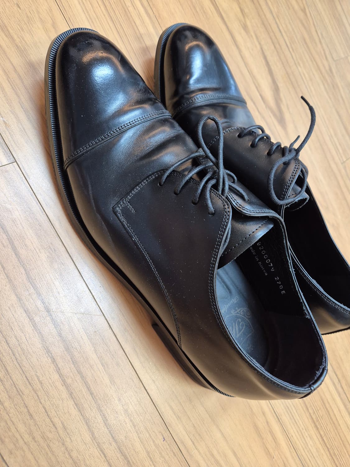 탠디 남성 구두 블랙 색상 270mm입니다. 무난한 디자인이라 어떤 스타 상품이미지2