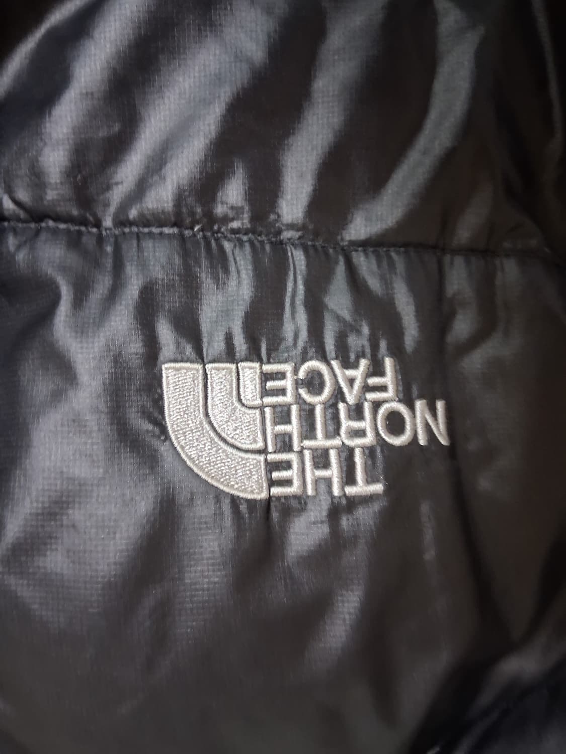 노스페이스 아콘 경량패딩 100~105 상품이미지3