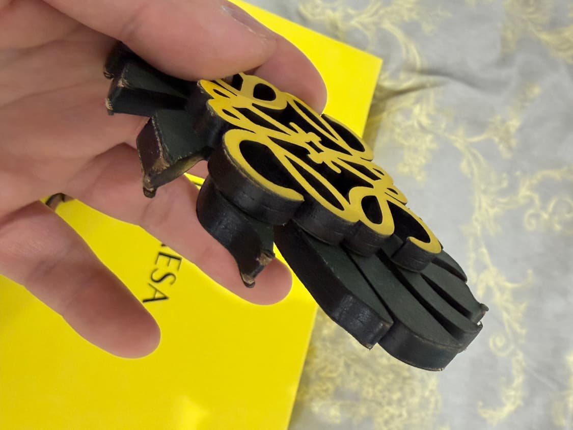 로에베 아나그램 키링 백참 상품이미지3