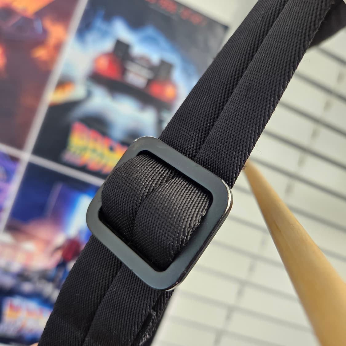 PORTER 검정 유광 크로스백 상품이미지5