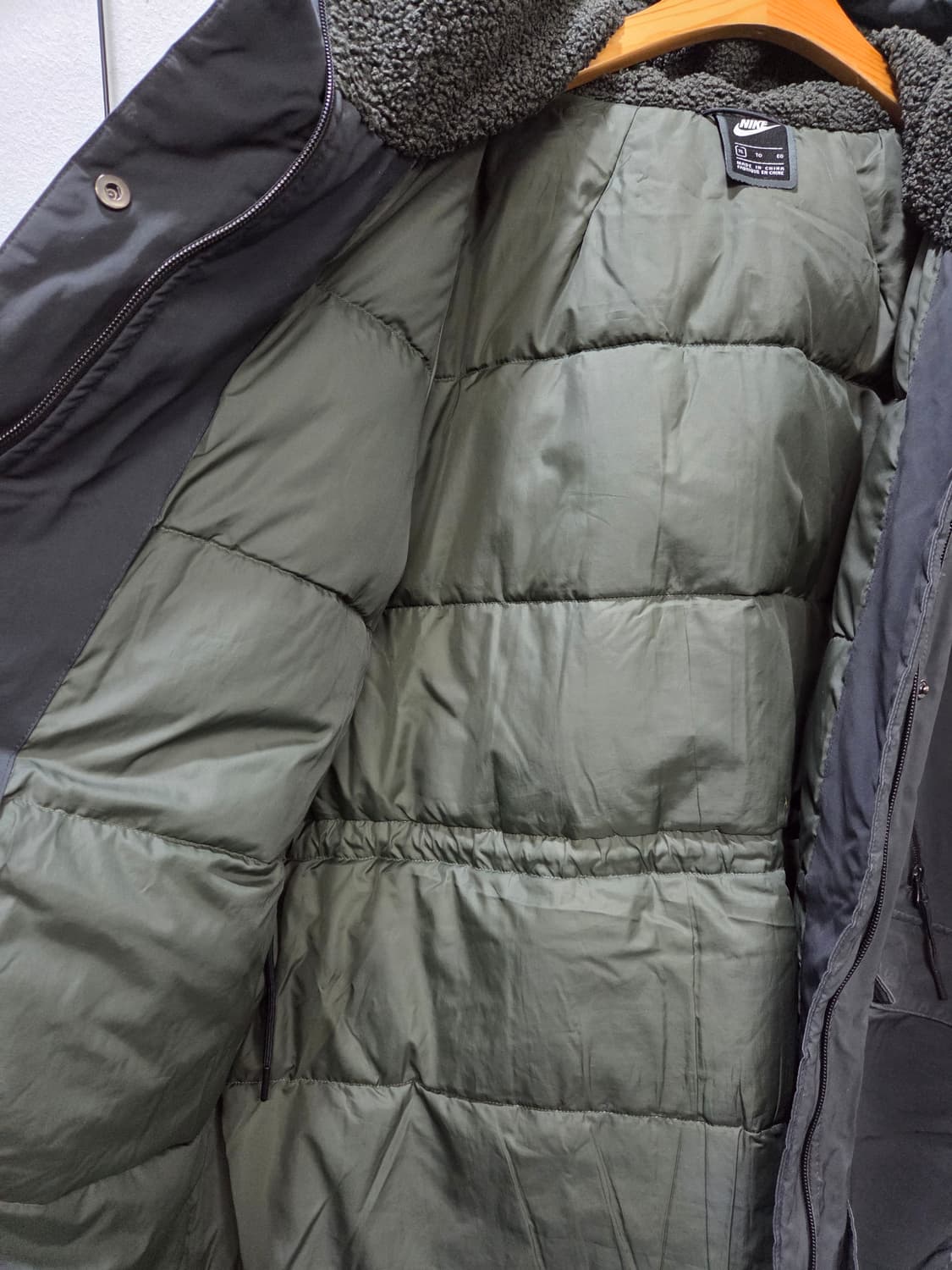 나이키 스포츠 남자 다운 패딩 롱점퍼형 XL 벤치코트 야상점퍼 상품이미지6