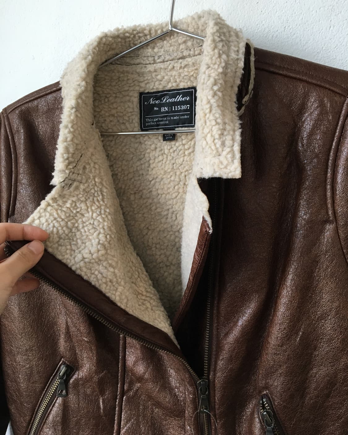 fake leather mustang 상품이미지4