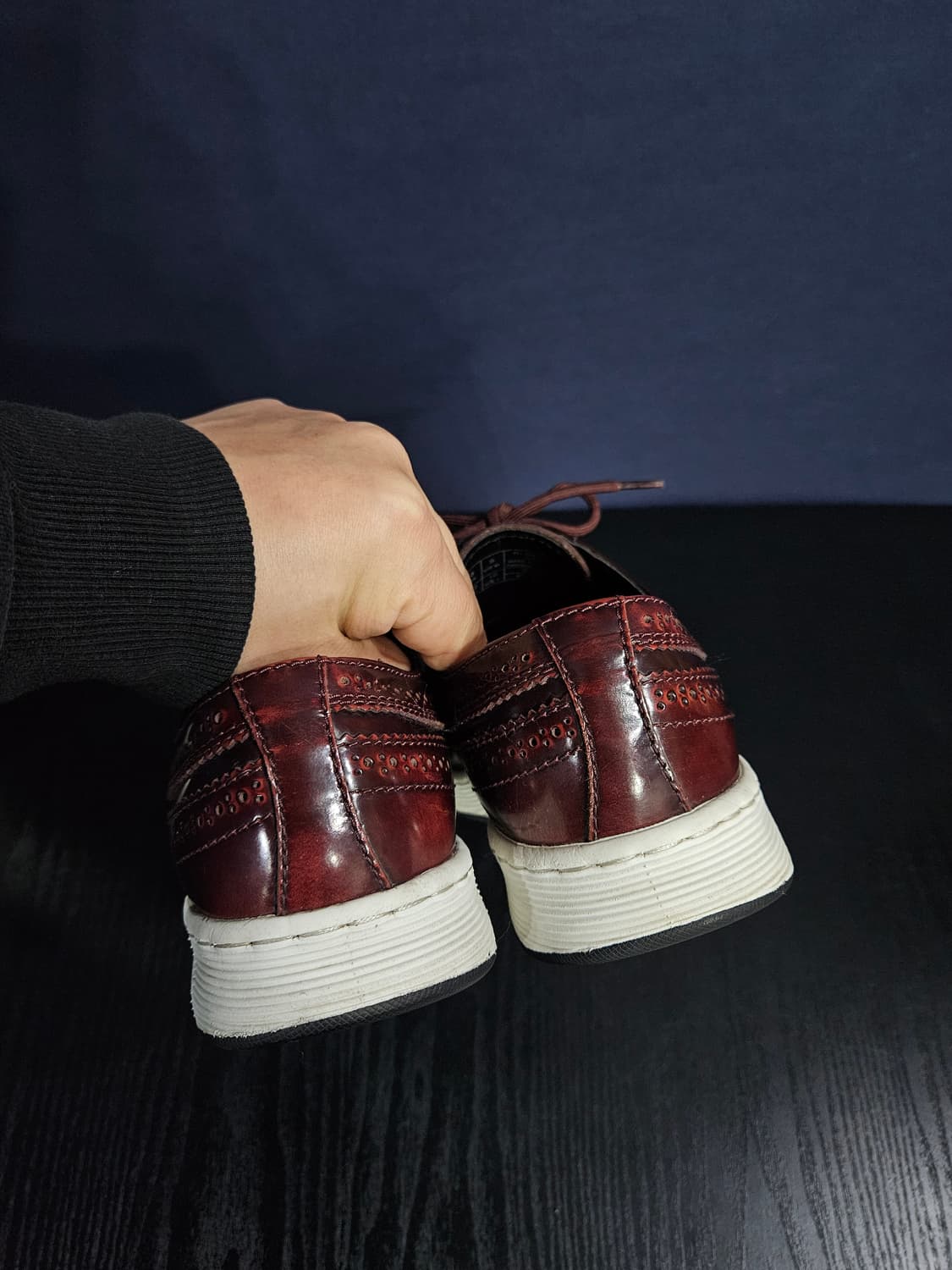 닥터마틴 윙팁 케이브 버건디 남성 265 로퍼  상품이미지8