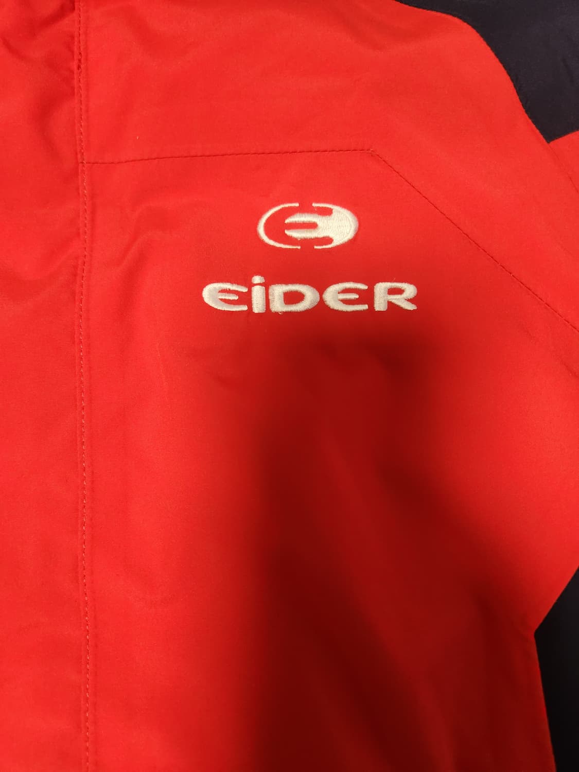 새상품급) 아이더 배색 디펜더 방수 등산 자켓 사이즈100 L

여러 중 상품이미지8