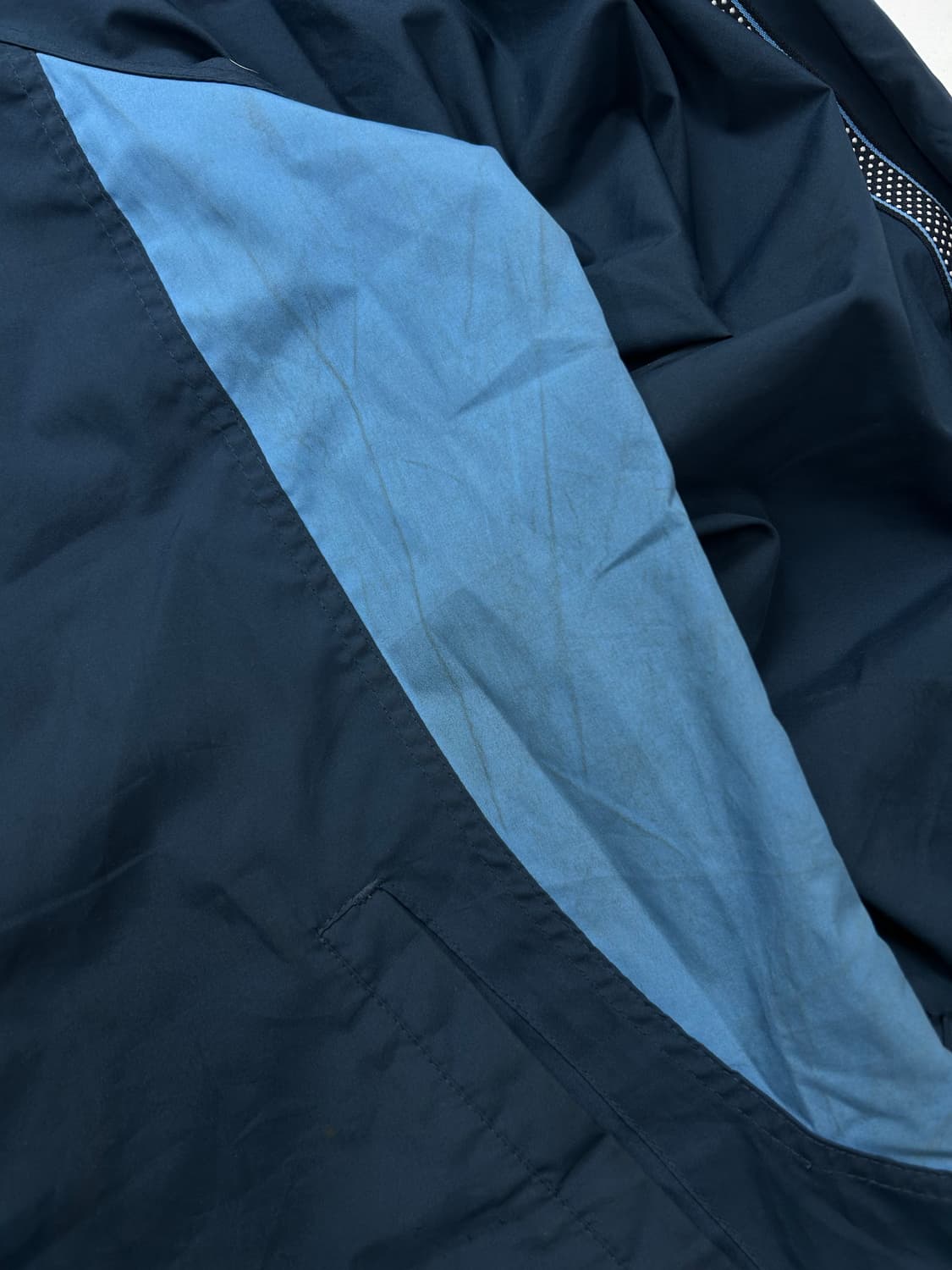 아식스 00s 네이비 바람막이 105 상품이미지7