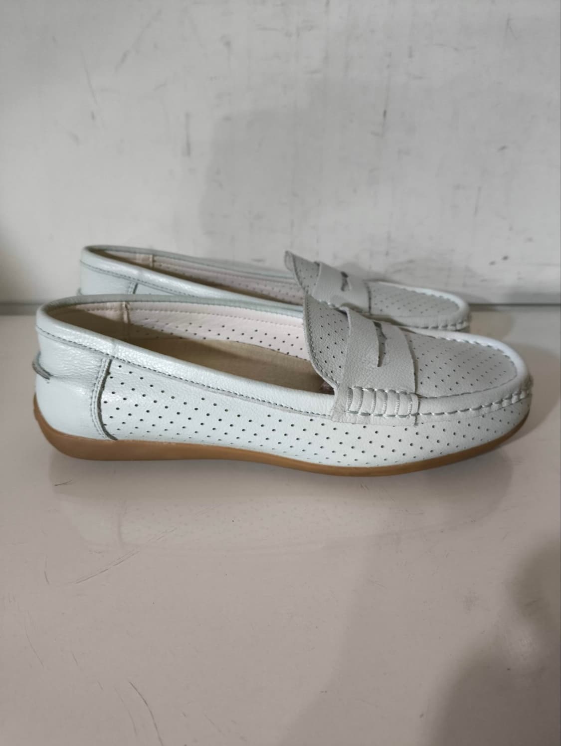 245mm 가죽 펀칭로퍼 상품이미지2