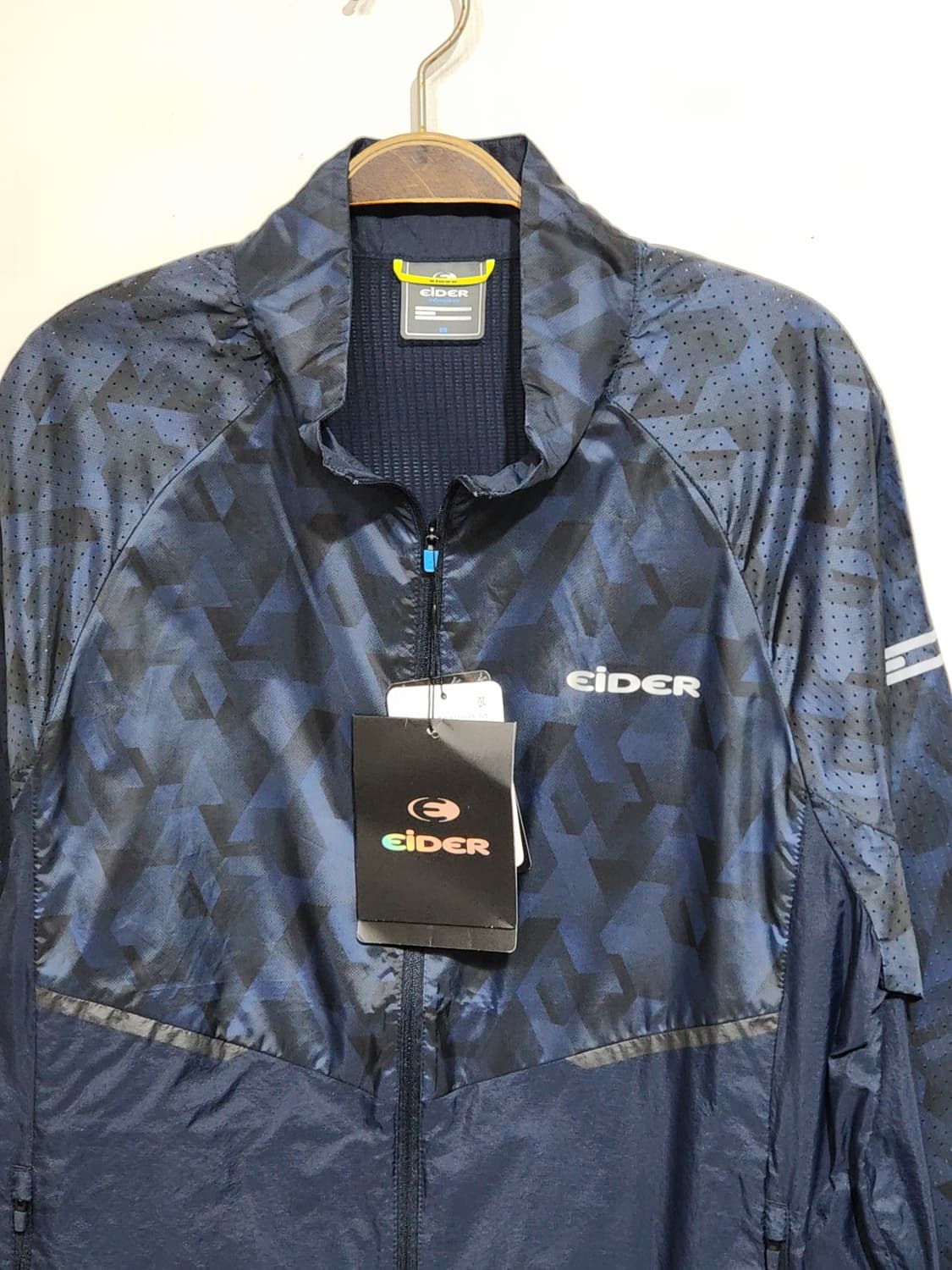 (L) 아이더 바람막이 점퍼 패턴 아웃도어 윈드자켓  상품이미지2