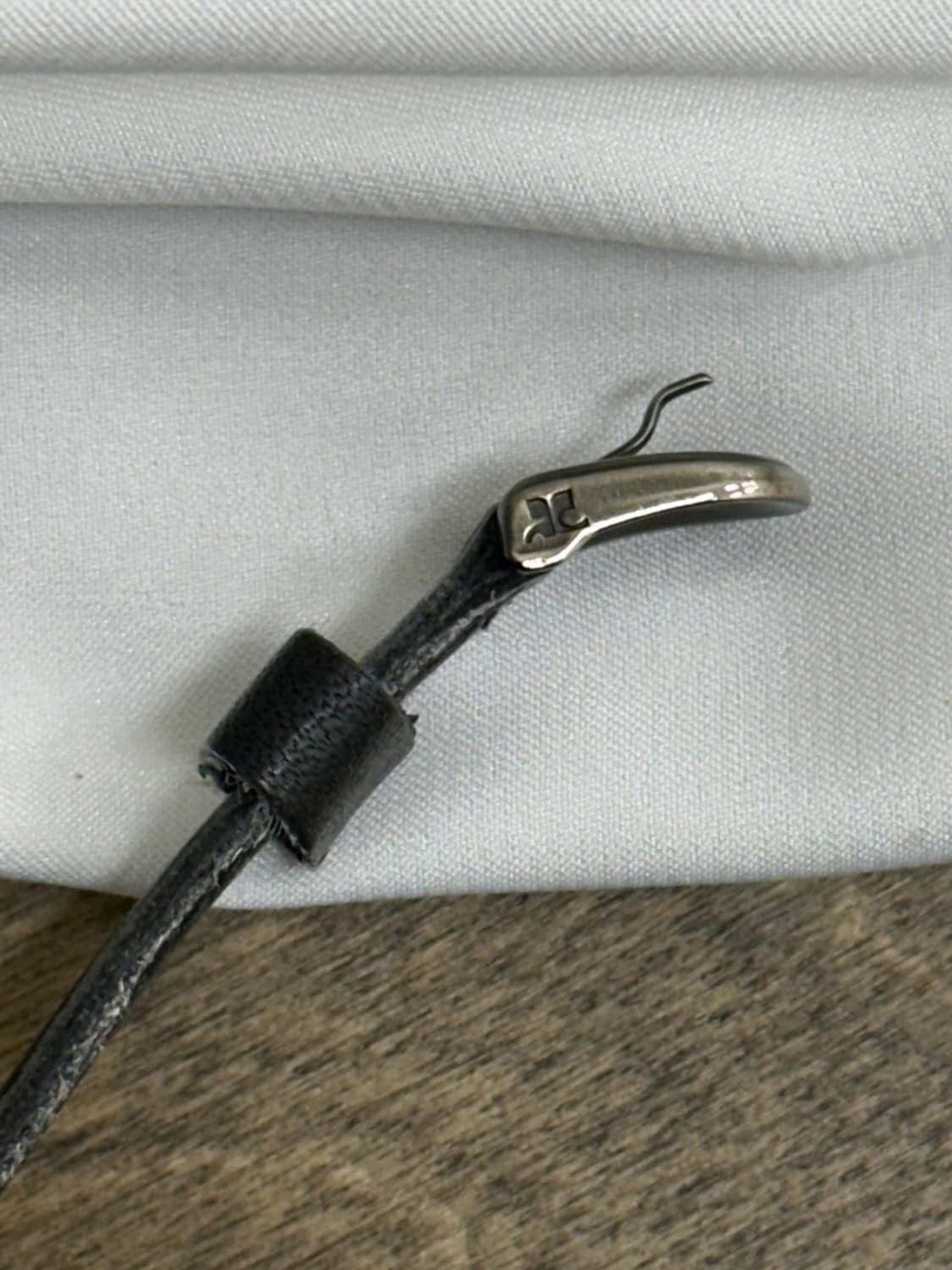 courreges / 꾸레쥬 앤틱 실버 레터링 베젤 시계 상품이미지3