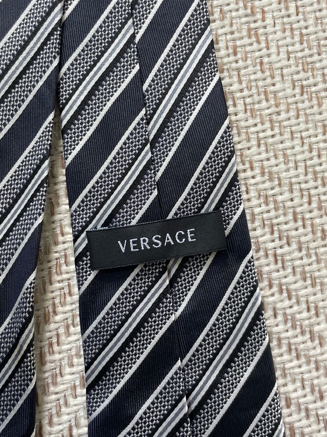 Versace 베르사체 스트라이프 실크 넥타이  상품이미지4
