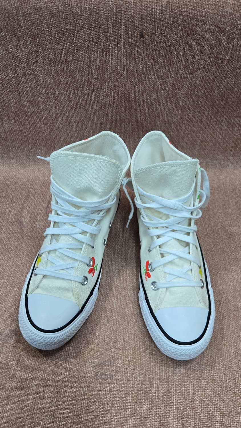 컨버스 미착용 240mm-  꽃 자수 하이 스니커즈 아이보리 상품이미지1