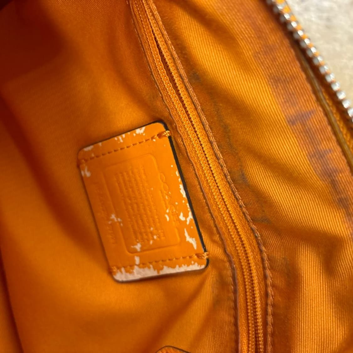 코치 오렌지 크로스 토트 핸드백 가방  상품이미지4