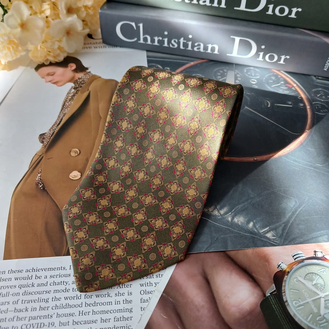 디올 실크 카키브라운 패턴 넥타이 9.5cm A+등급 A19331
 상품이미지4