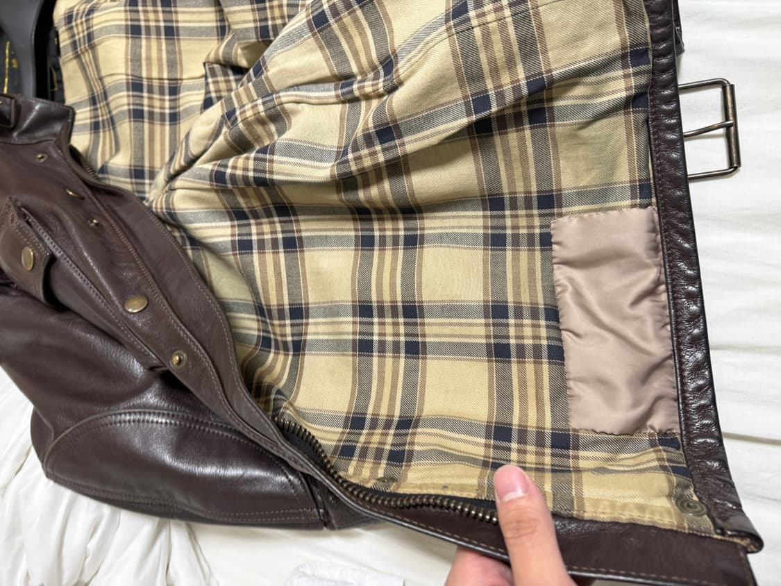 벨스타프 로드마스터 팬서 레더자켓 (발레노티) 상품이미지7