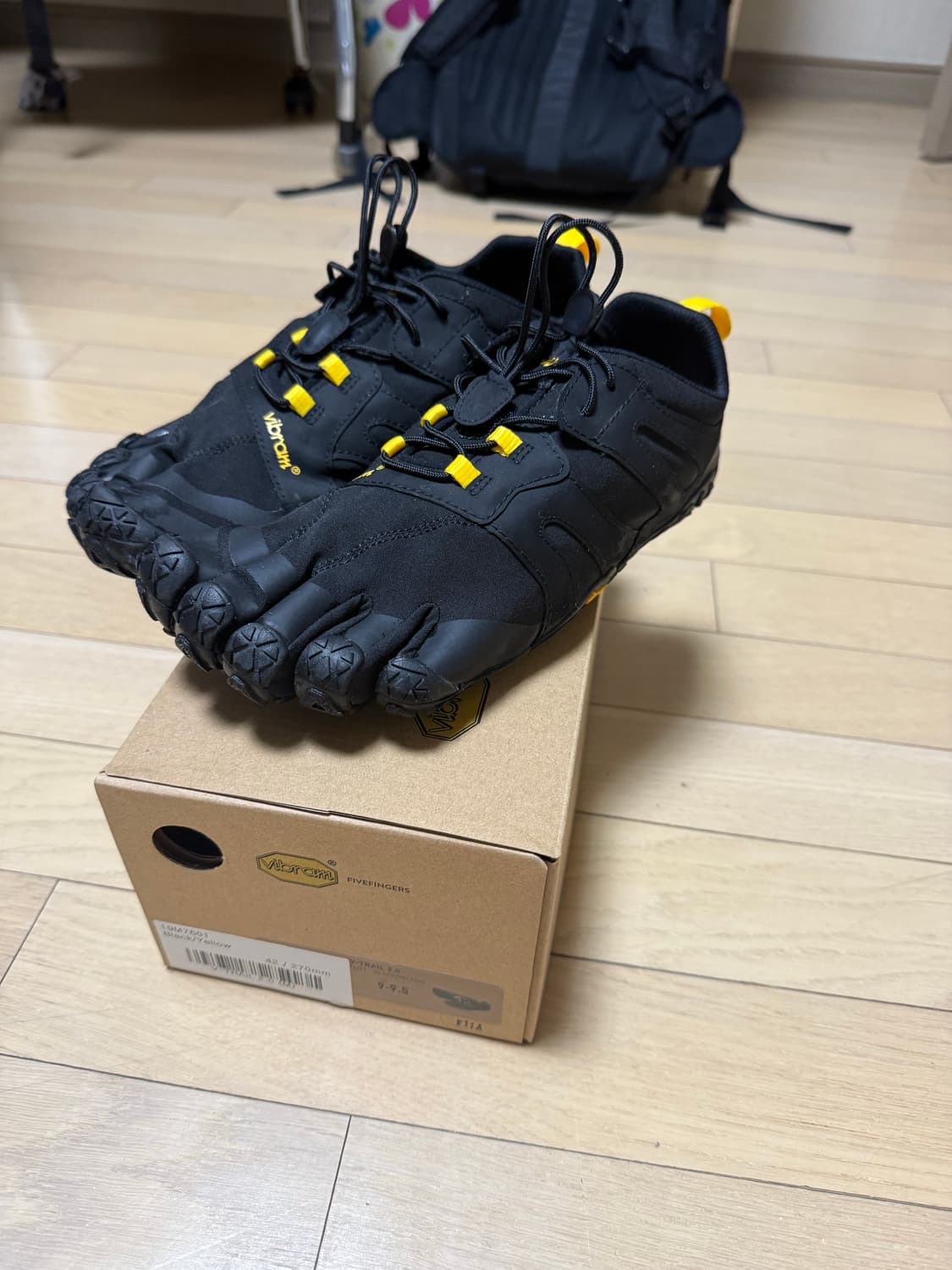 [42] 비브람 파이브핑거스 V-TRAIL 2.0 블랙/옐로우 상품이미지1