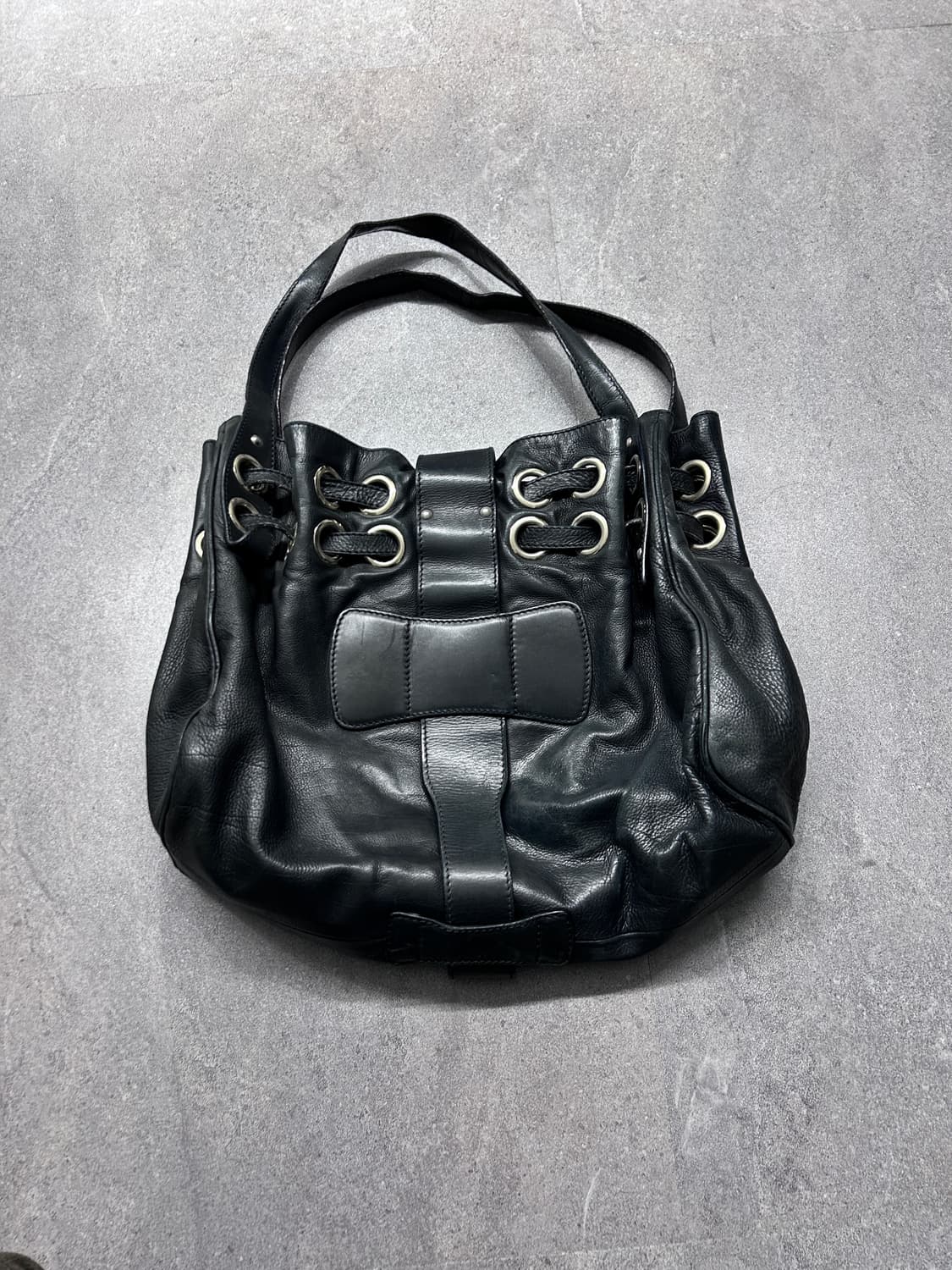 지미추 아일렛 레더 링 백 상품이미지4