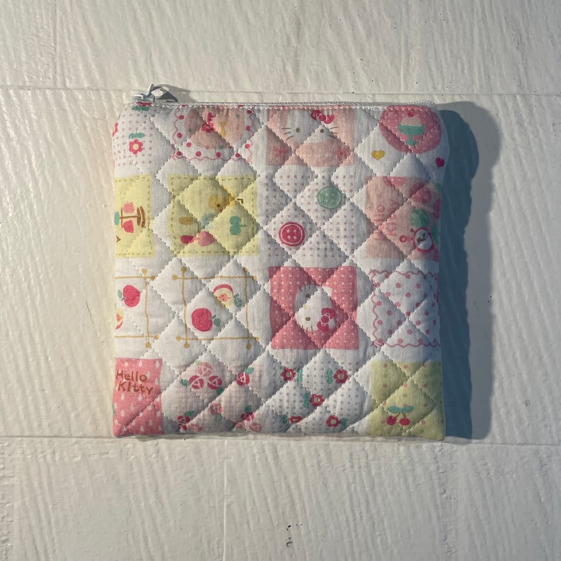 [ 핸드메이드 ] 헬로키티 핑크 체크무늬 원단 정사각 파우치 상품이미지2