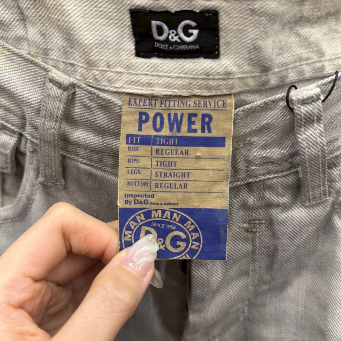 돌체앤가바나 4버튼 플랩포켓 디테일 워싱 데님 팬츠 슬림핏 연그레이 상품이미지8