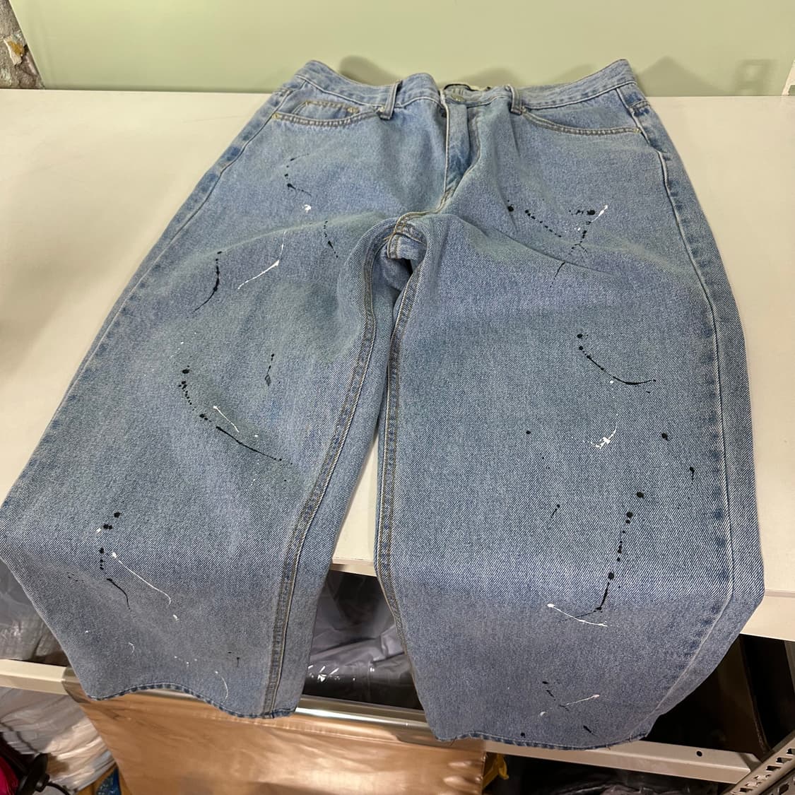 XL 3 낙서울 KNOCK SEOUL 세미와이드 페인팅워시드 연청 데님팬 상품이미지2