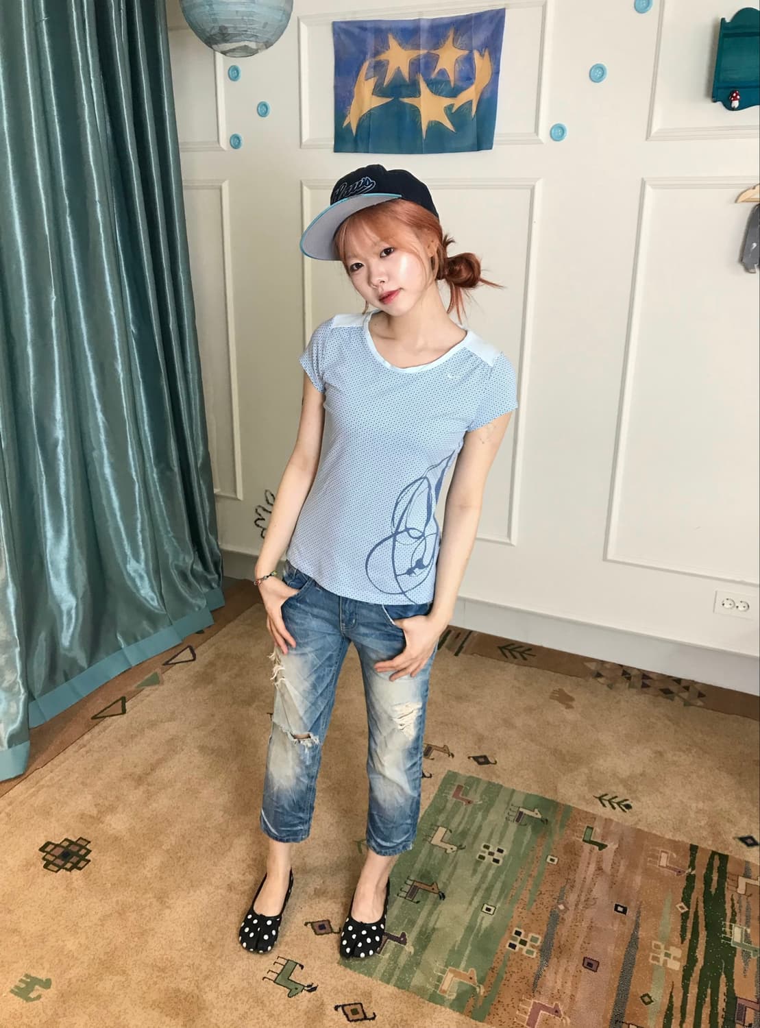 데님 팬츠와 후드 베스트로 연출한 캐주얼  빈티지 스타일🫐 상품이미지5
