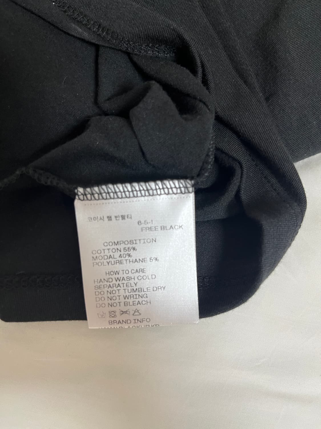 블랙업 랩 디자인 반팔티 상품이미지3