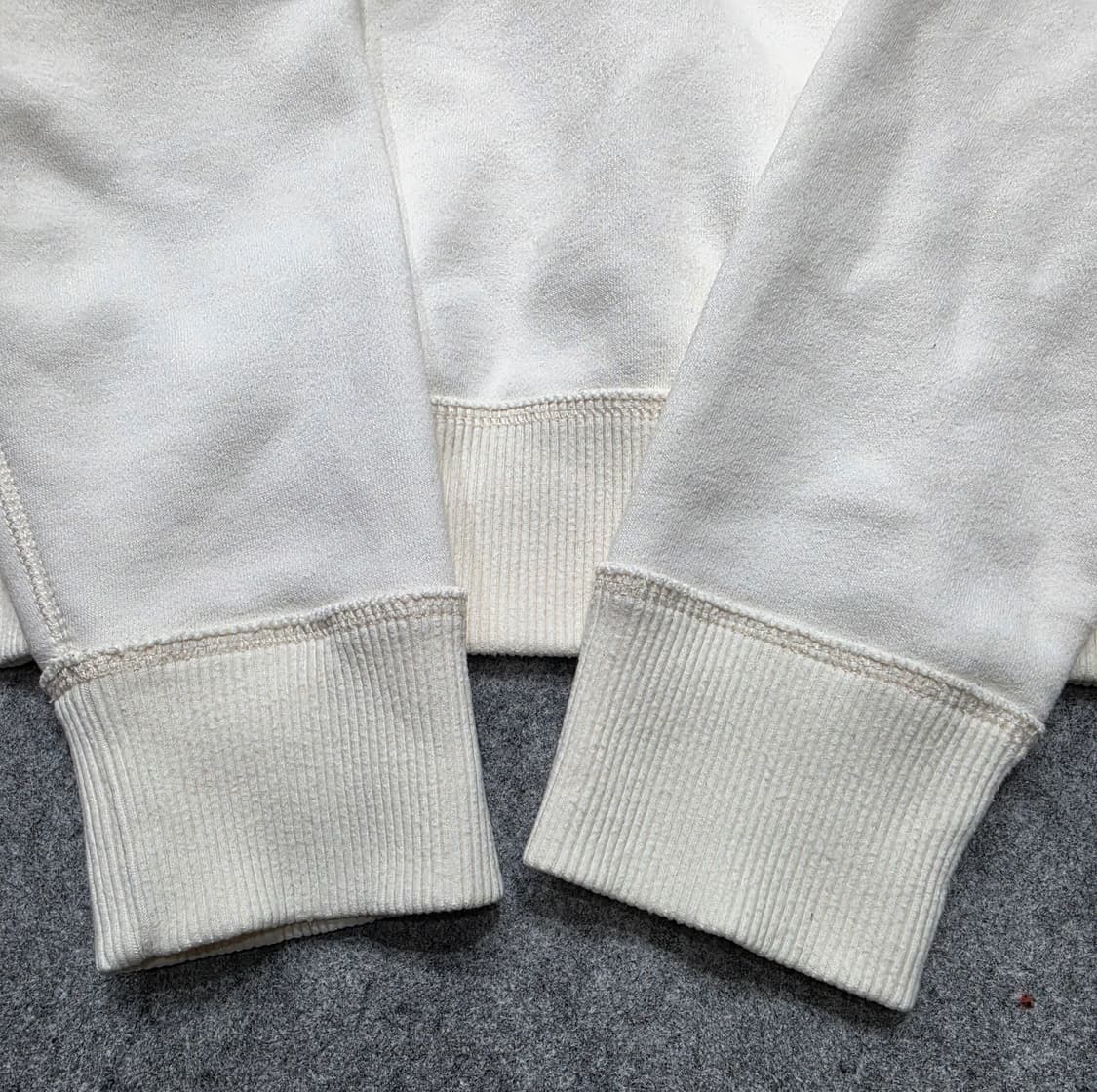 아베크롬비 앤 피치 스펠로고 후드티 XL 상품이미지4