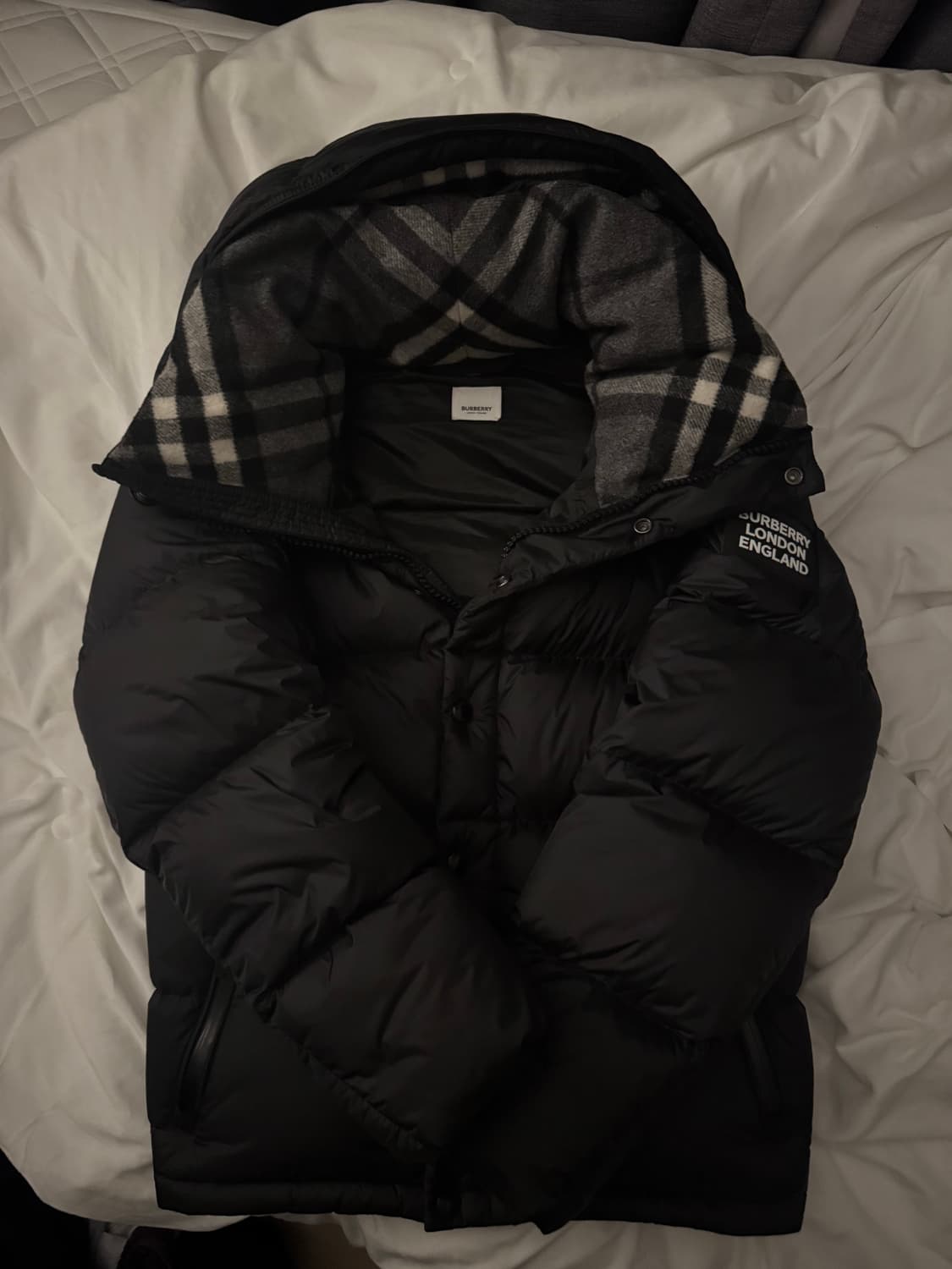버버리 락웰 패딩 상품이미지1