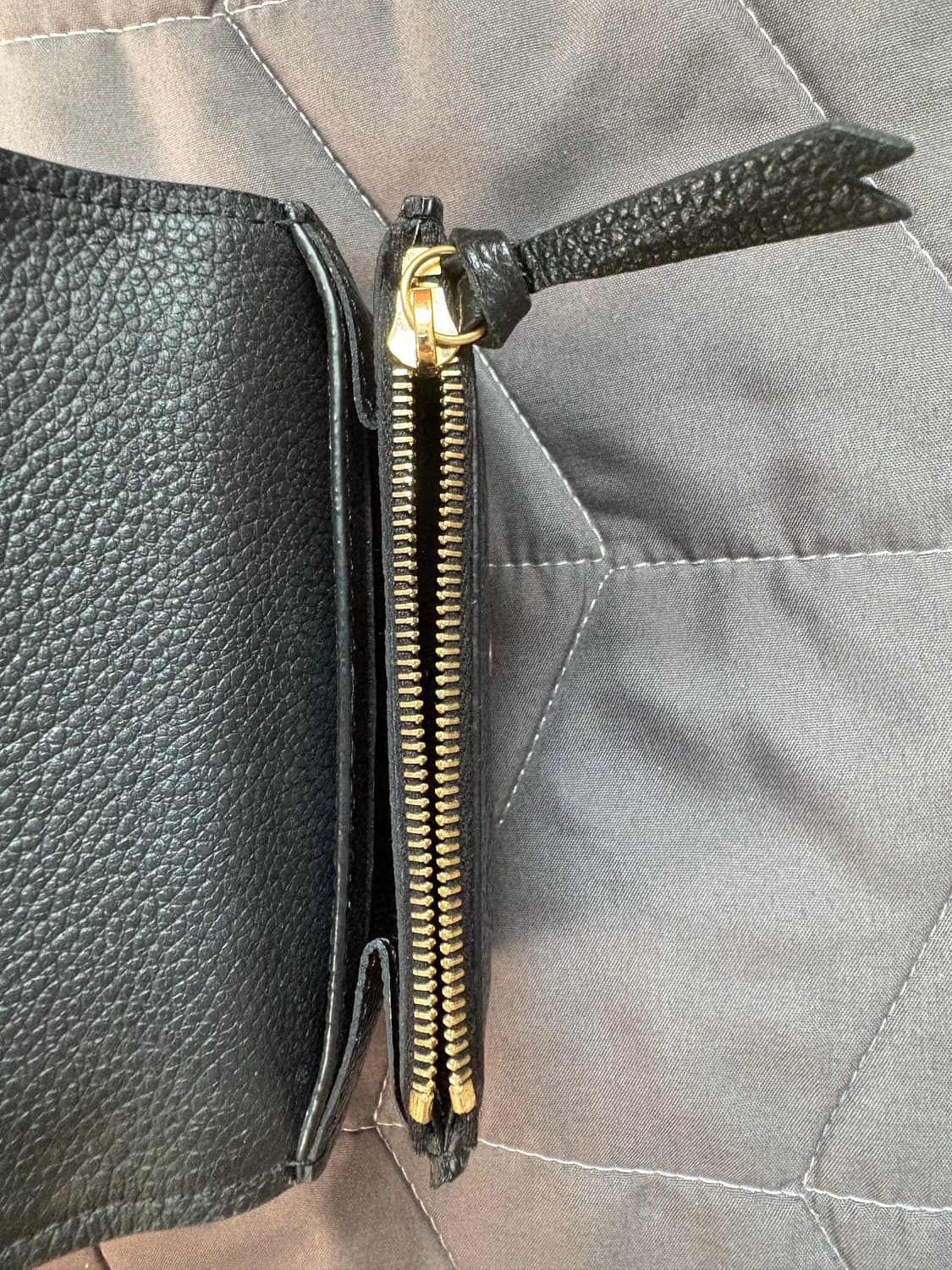 정품 루이비통 앙프렝뜨 블랙 카드지갑  상품이미지4