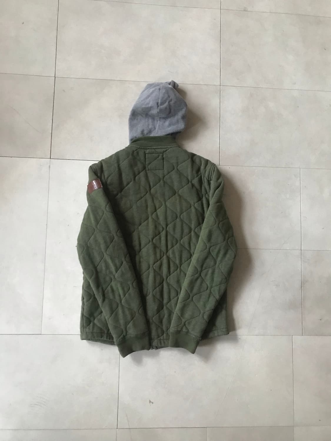 홀리스터 카키 후드 누빔 패디드 자켓 상품이미지7