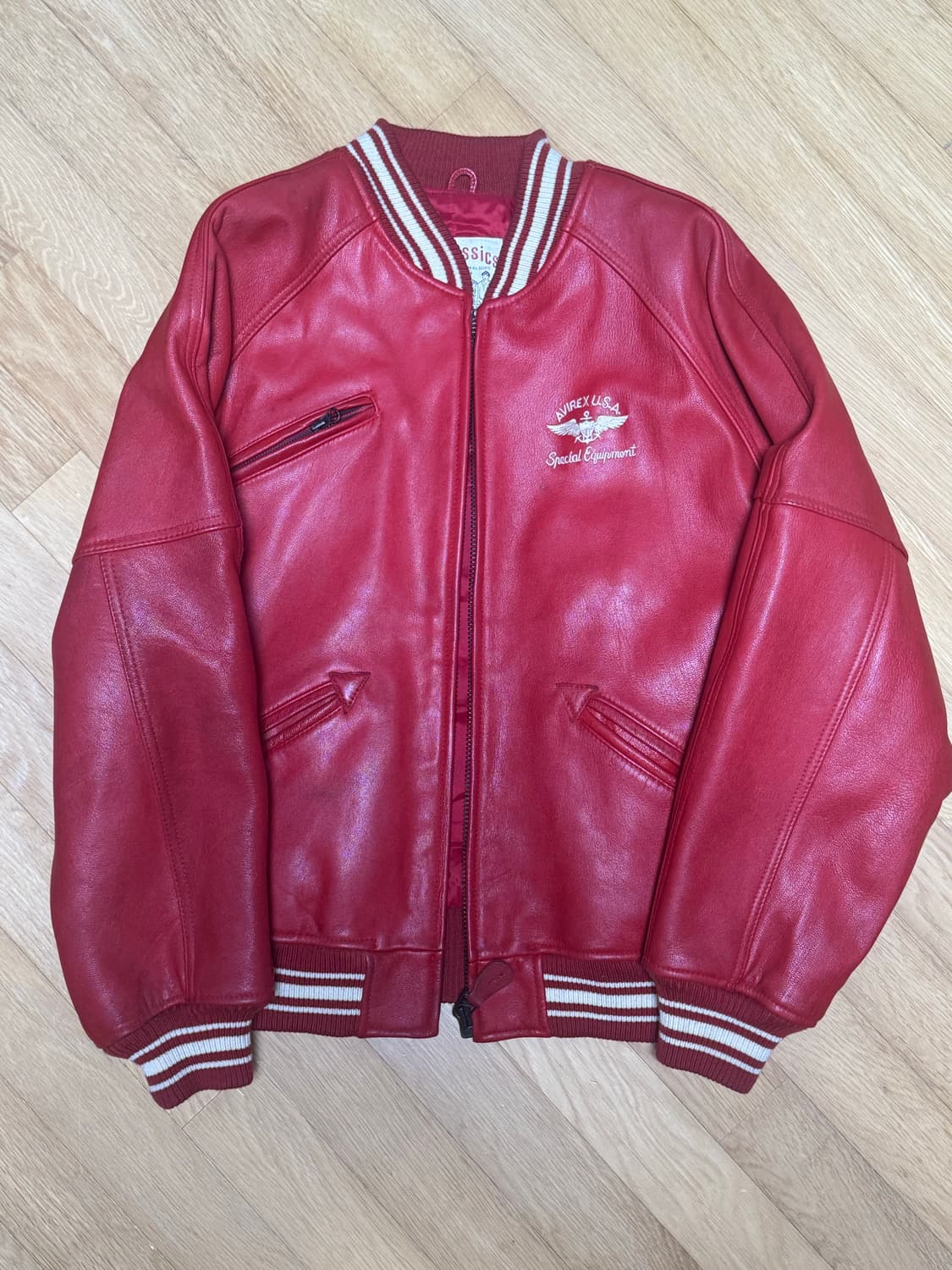 90s 오리지널 AVIREX USA 레더 바시티 자켓 레드 빅로고클래식 상품이미지1
