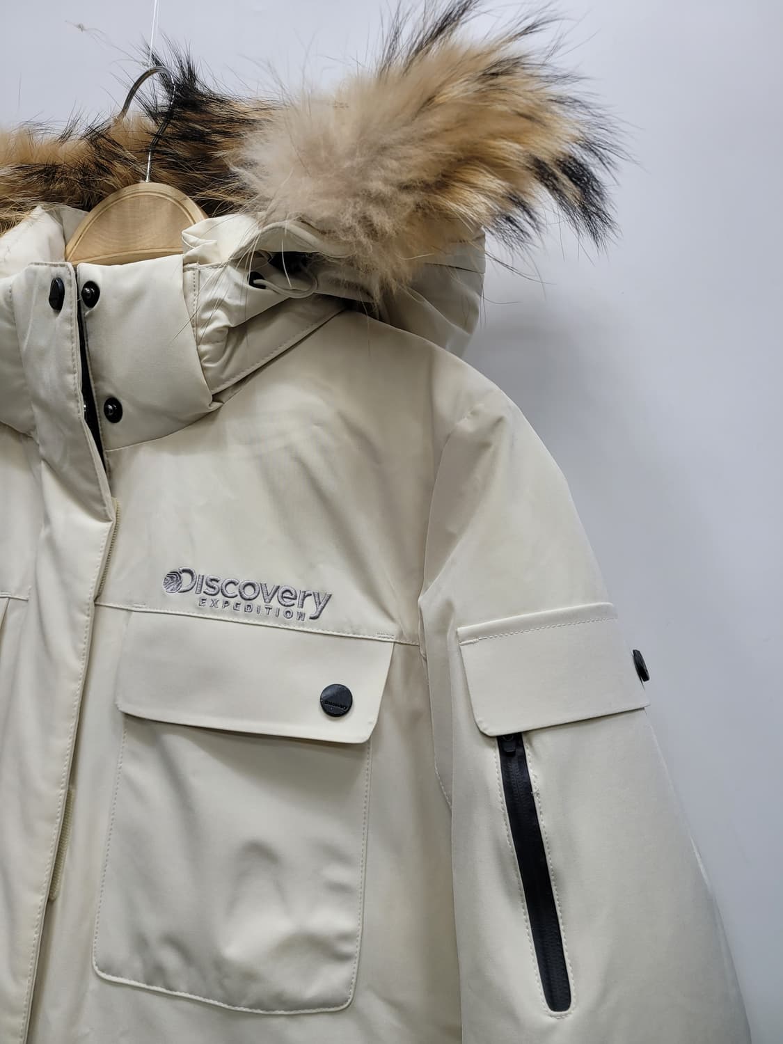 Discovery 디스커버리 익스페디션 구스 다운 패딩 / 여 95
 상품이미지4