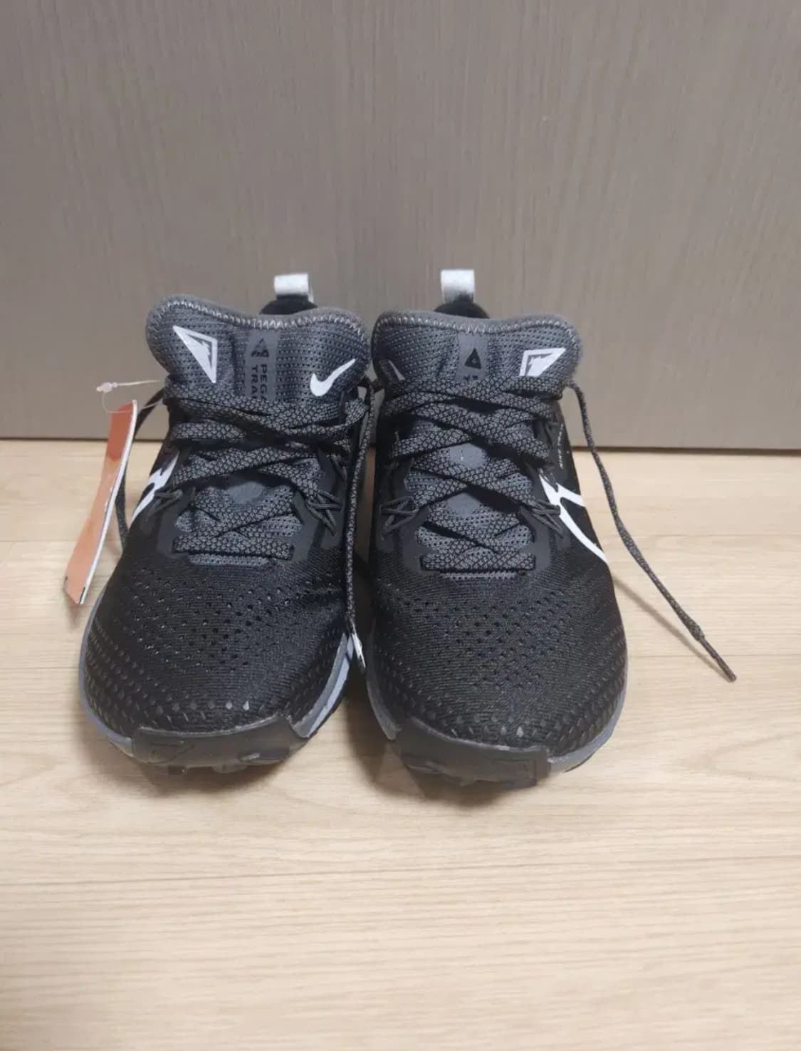 새상품] 나이키 우먼스 리엑트 페가수스 트레일, 235mm 상품이미지1