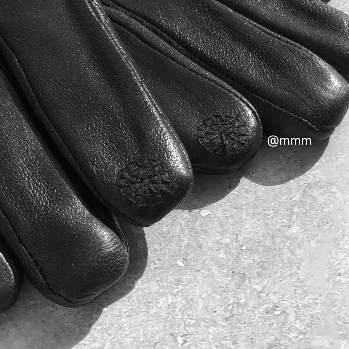 [Unisex] 스마트터치 퀼팅 가죽 장갑 상품이미지5