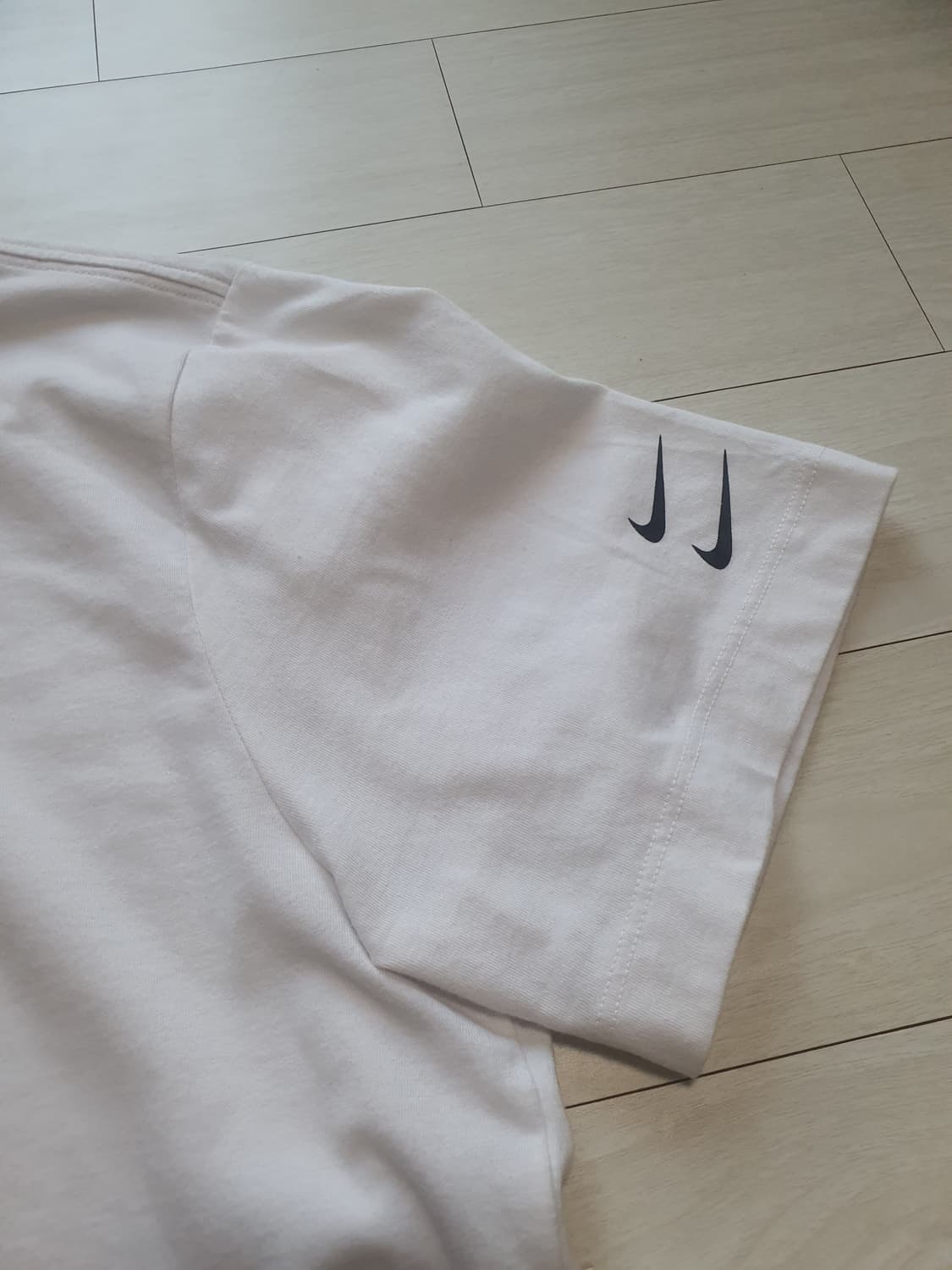 나이키 빅스우시 반팔 티셔츠 상품이미지4