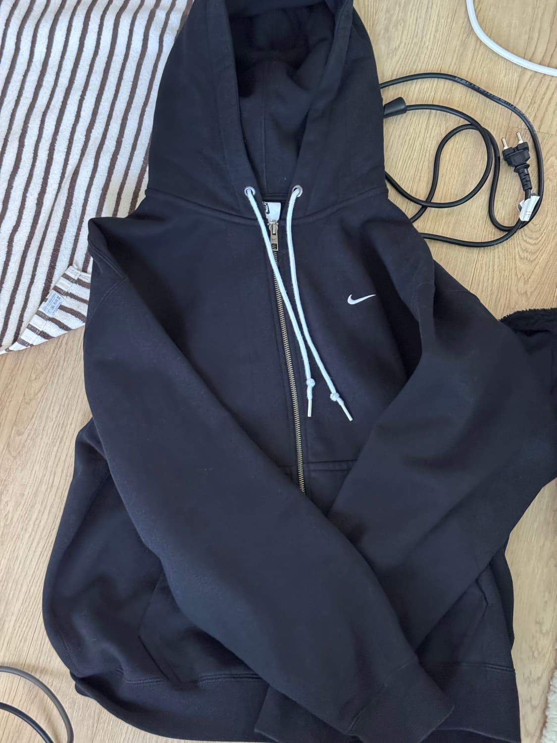 나이키 솔로스우시 풀집 후드집업 블랙/화이트 XXL 상품이미지3