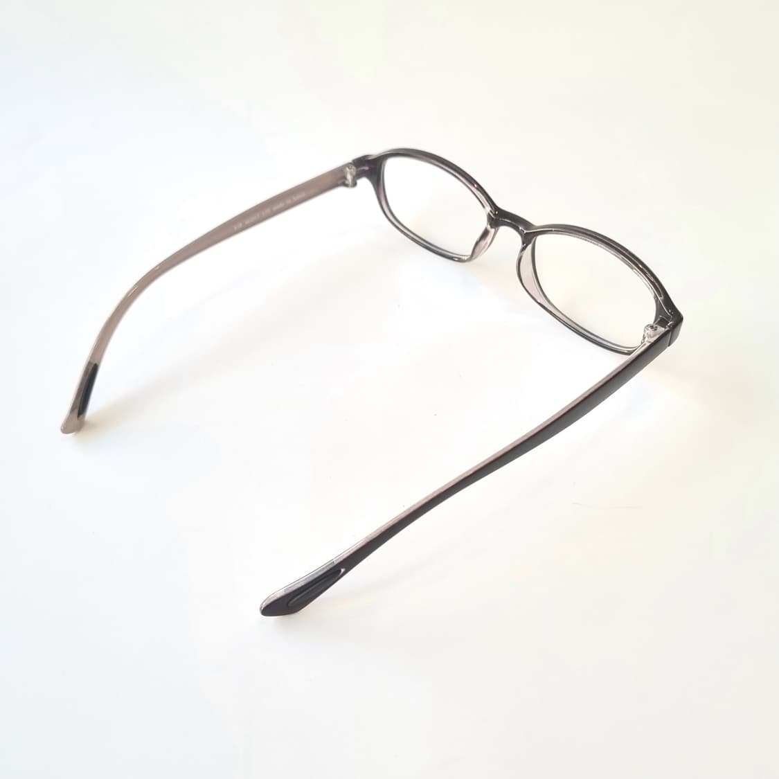 데드스탁 스몰사이즈 레트로안구 투톤 뿔테 375 상품이미지6