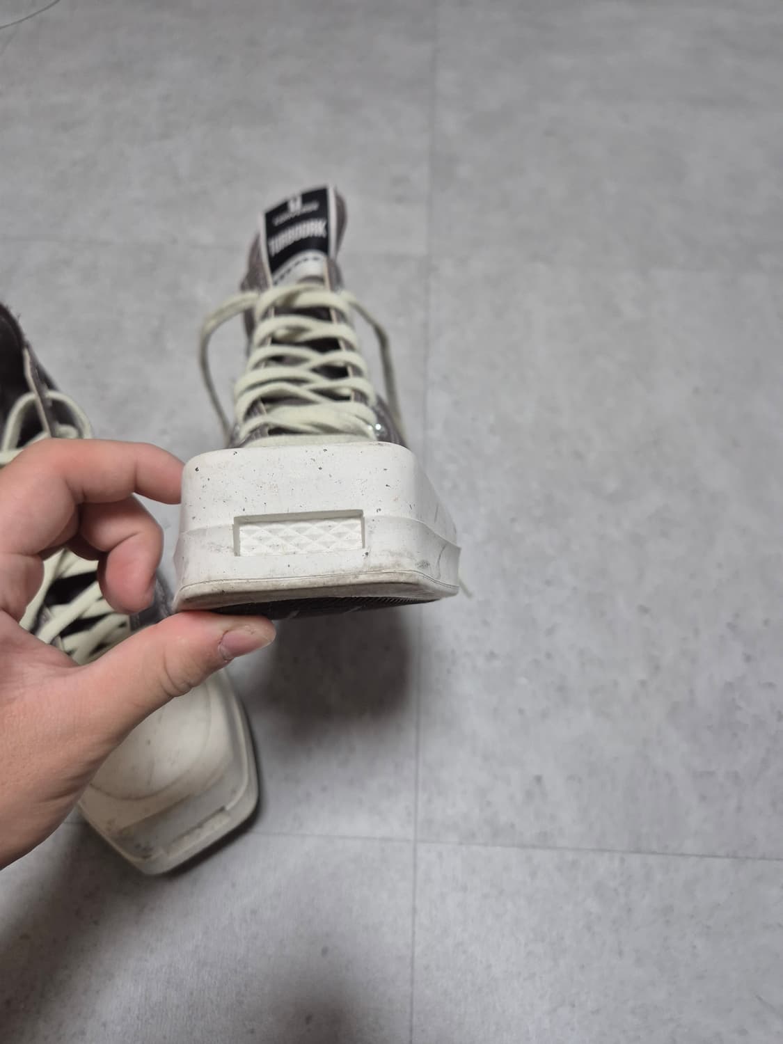 컨버스 x 다크쉐도우 터보다크 척 70 하이 그레이 상품이미지5