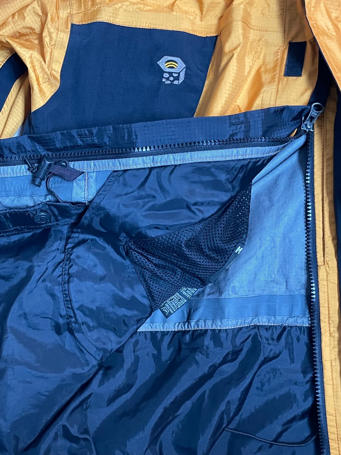 마운틴하드웨어 자켓 상품이미지7