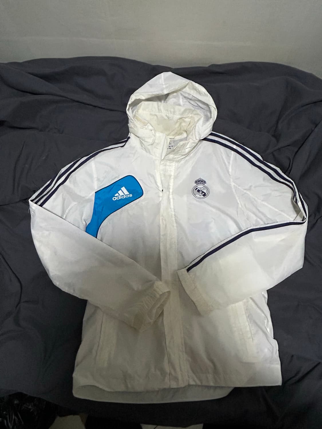 아디다스 레알 마드리드 바람막이 M 상품이미지1