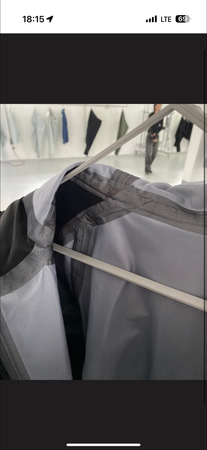 M) 플라스틱프로덕트 3L SHELL HOODED JACKET 블랙 상품이미지2