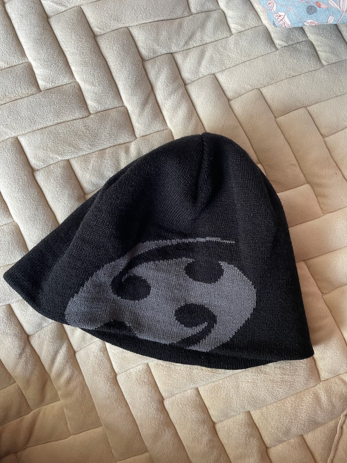 산산기어 25ss 블랙 비니 상품이미지1