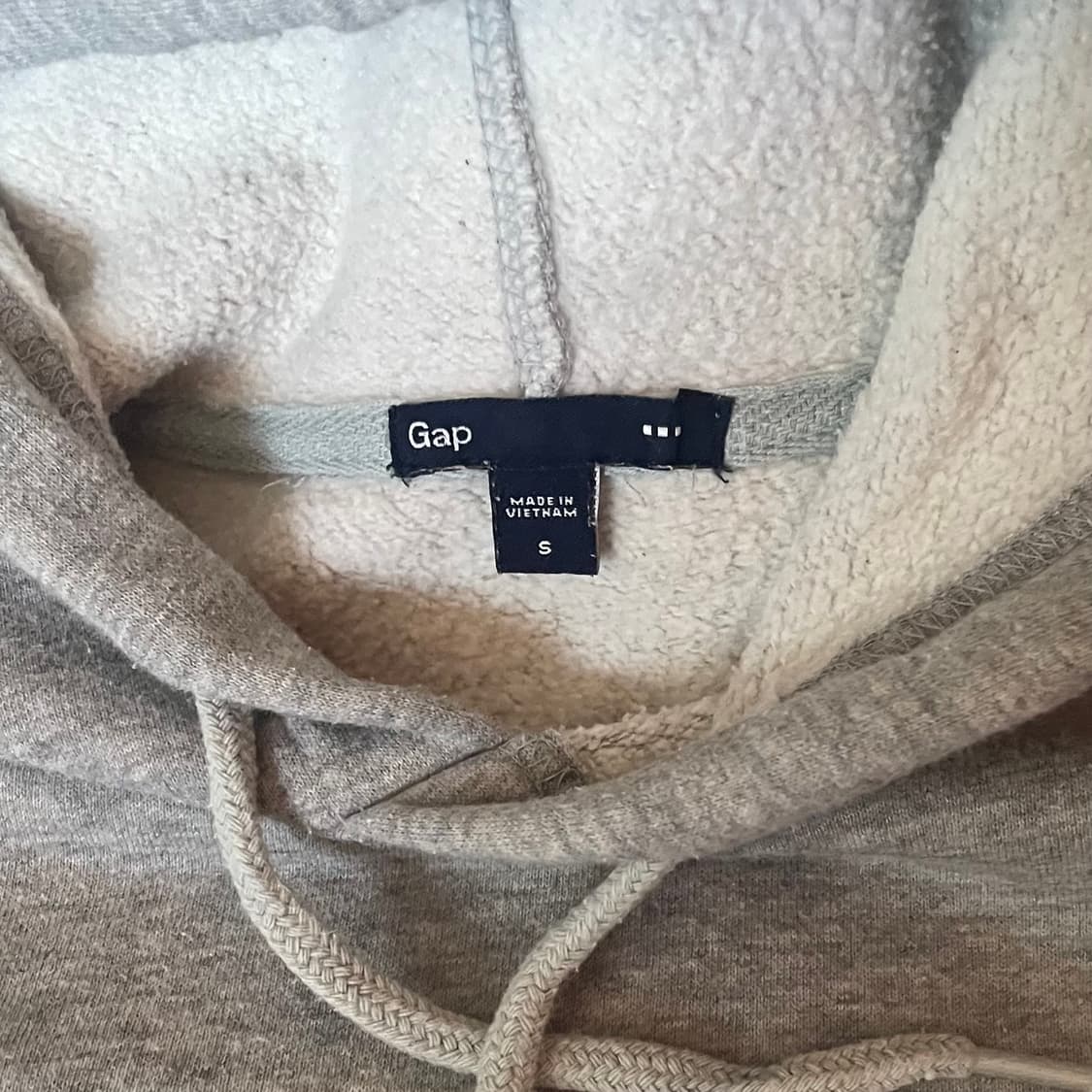 갭 빅로고 후드티 상품이미지3