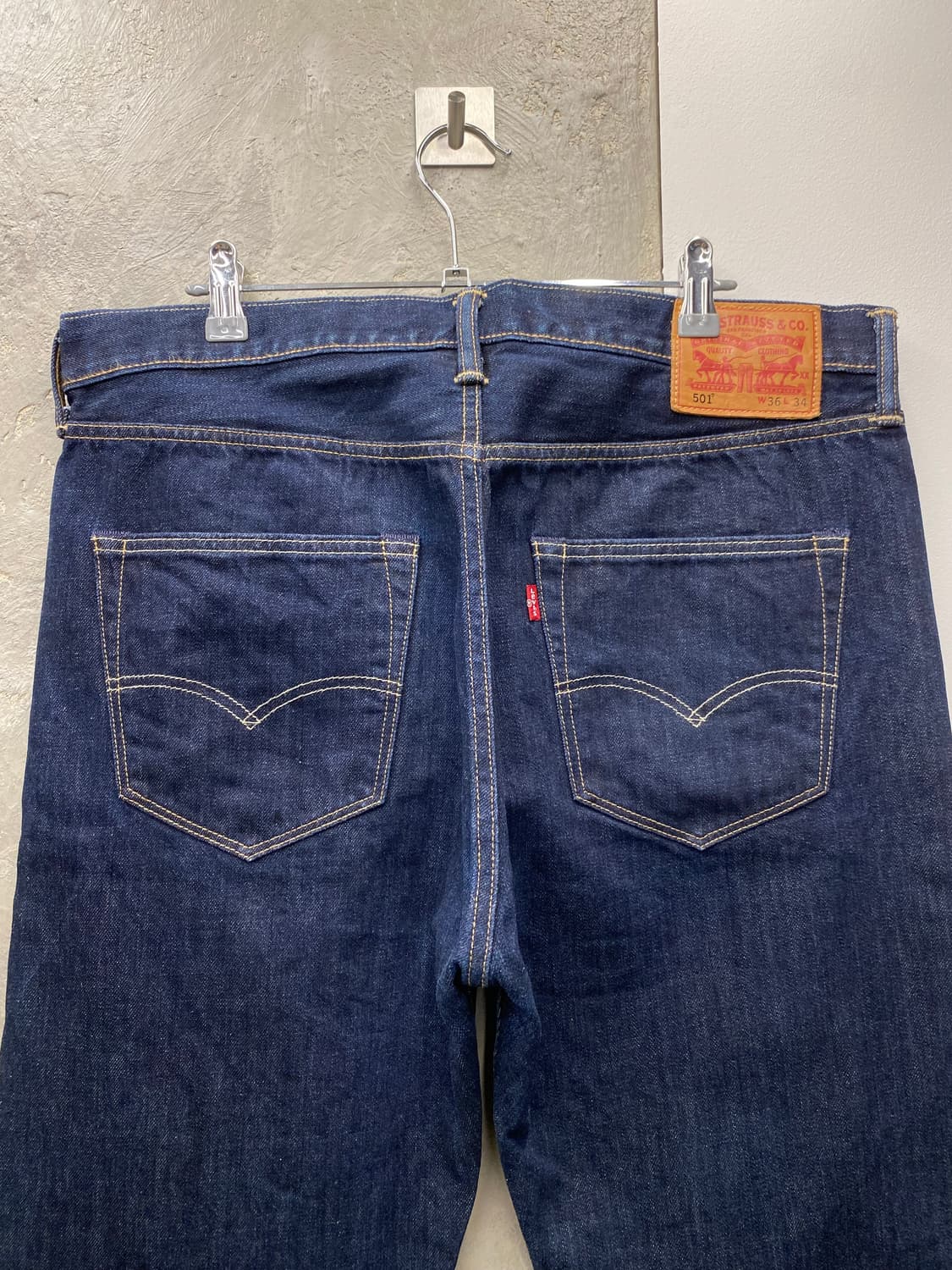 [36] Levi's 501 리바이스 레귤러 핏 데님팬츠 상품이미지2