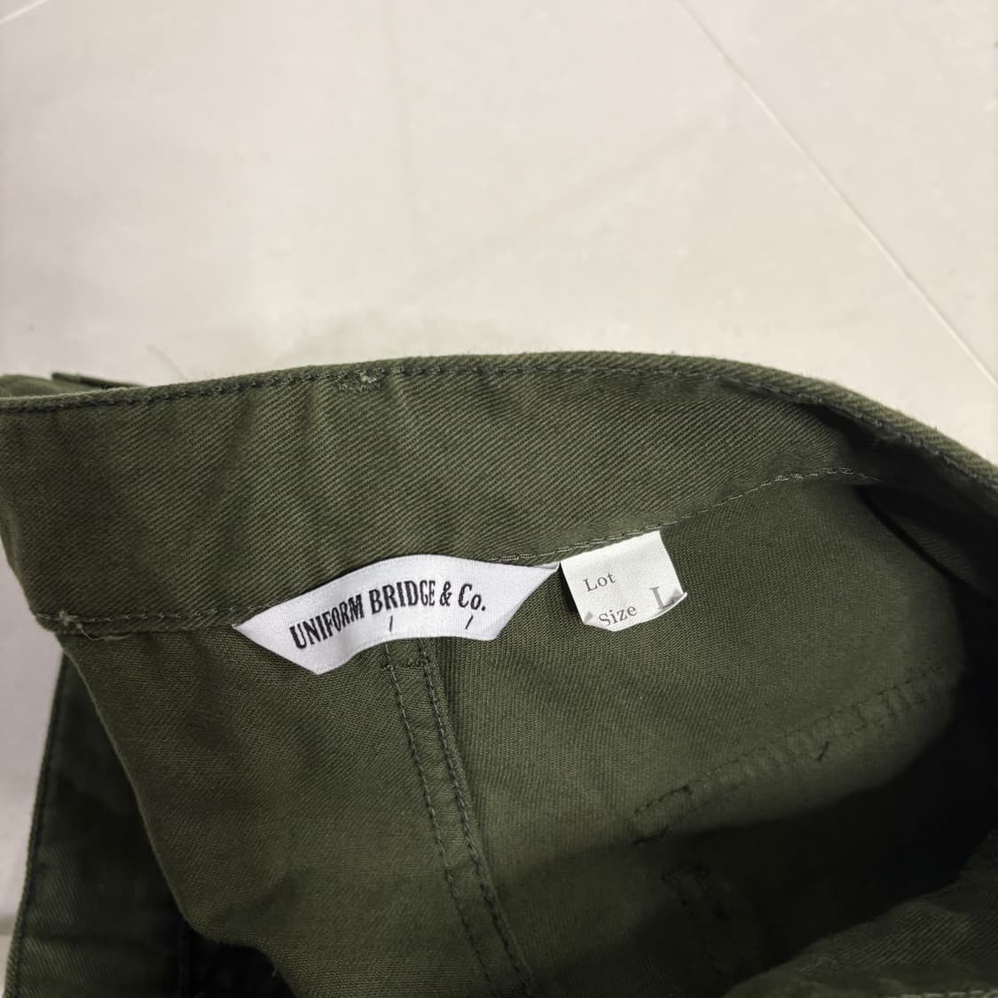정품 유니폼브릿지 와이드 카키 퍼티그 팬츠 면바지 32인치 상품이미지7